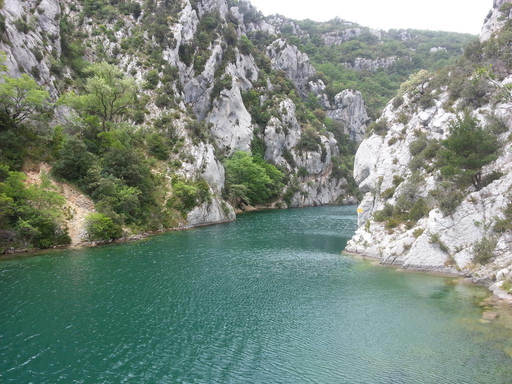 Un petit coin de paradis Taradeau Chambre photo